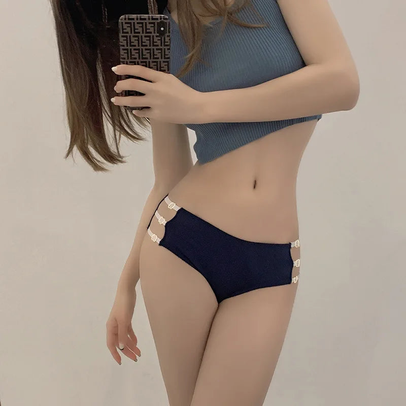 Breathable Ice Silk Lady Panties Metal Buckle Hollow Out Thin Belt Women's Underpants Wrap Buttocks T-pants Cotton Crotch Briefs