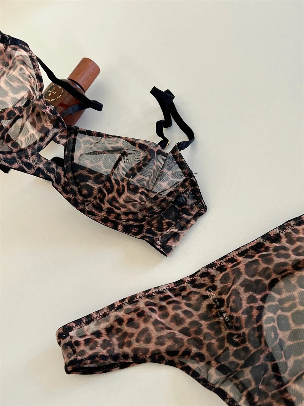 Seamless Leopard Printed Underwire Underwear Lace See Through Push Up Bra and Panty Set Women Sexy Lingerie Outfit