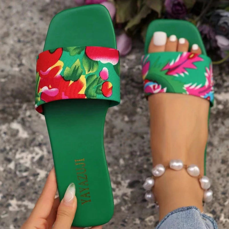 Women Fashion Sandals 2026 New Summer Flat Shoes Square Toe Slip-on Girls Indoor Street Slippers Plus Size Beach Slides