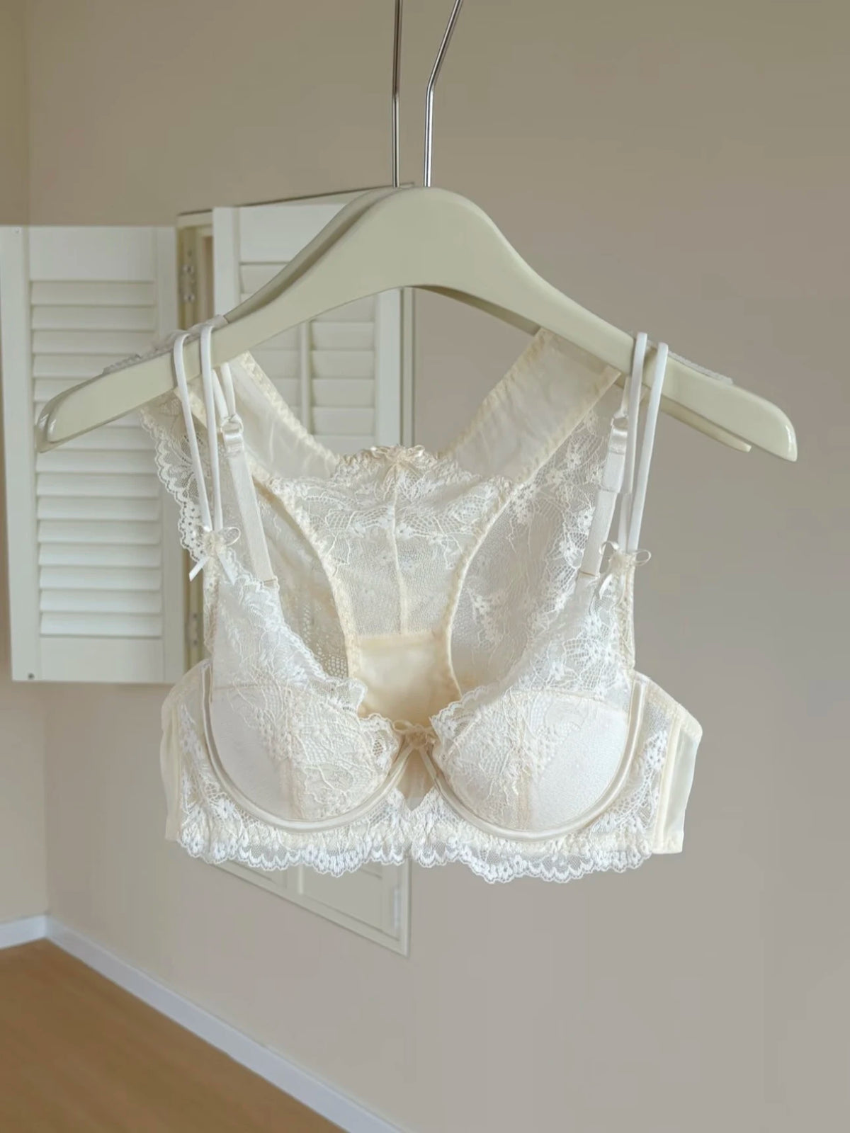 French Inspired Minimiser Bra Women Sexy Lingerie Set Large Chest Support Thin Comfort Half Cup Soft Underwire Anti Sagging