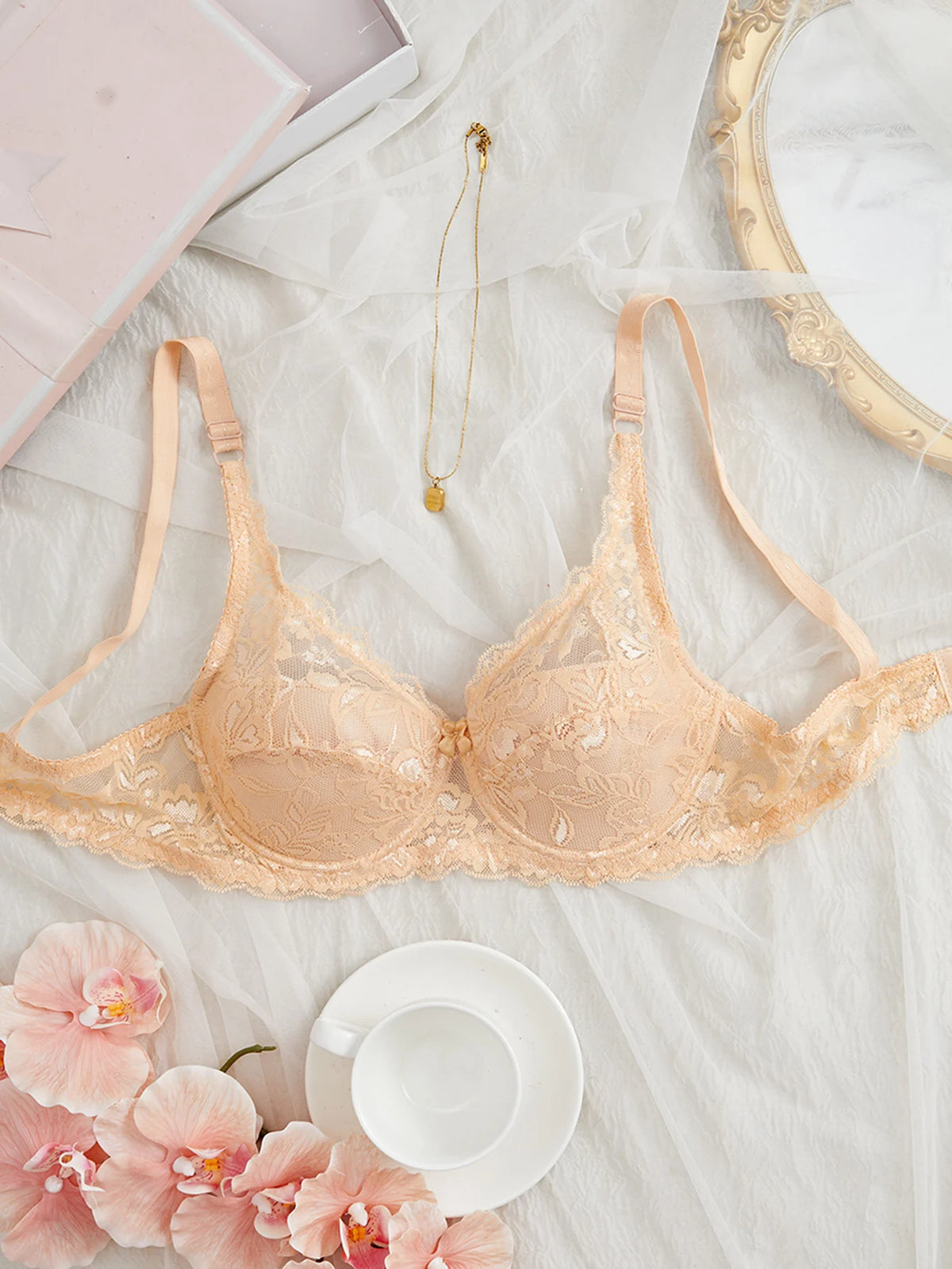 Fashion Sexy Floral Lace Bras Women Thin Push Up Brassiere Solid Comfort Breathable Lingerie Underwear