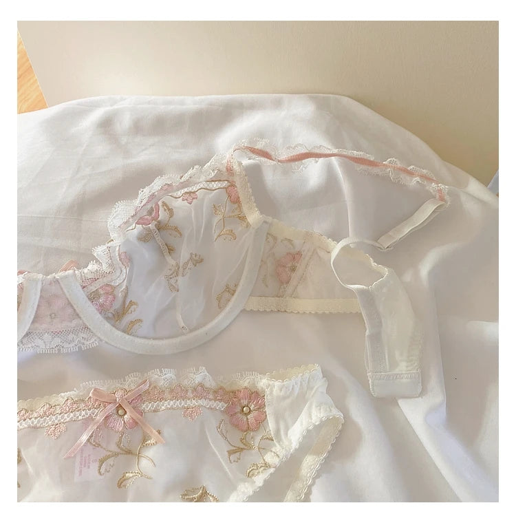 MOYISU Luxury French Pure Desire White Lace Thin Sexy Gauze Underwear Set Embroidery Girl Push-up Bra Big Size Big Breasts Small