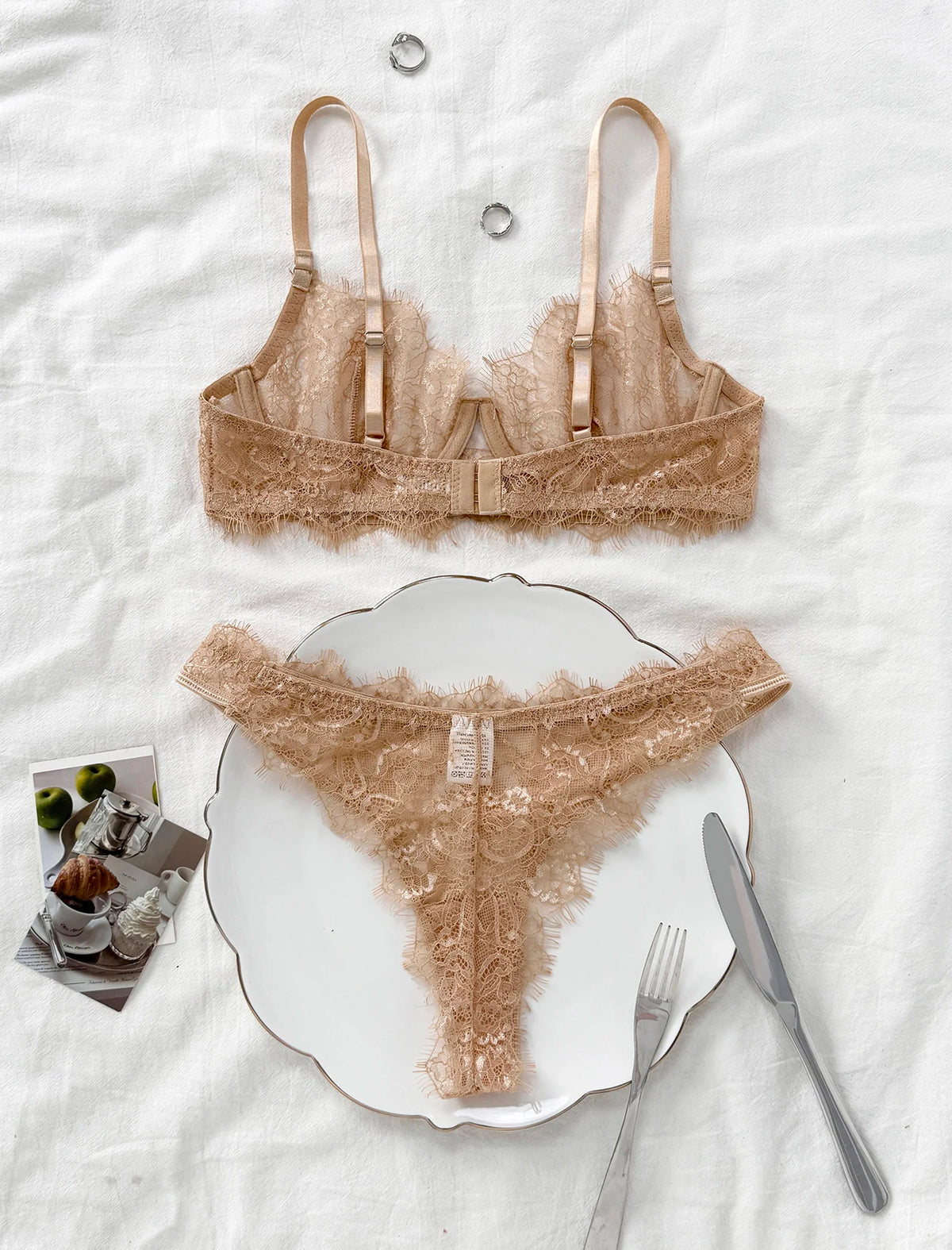 Ladies' Basic Style Thin Lace Bra And Panty Set Seamless Single Layer Eyelet Underwear Comfortable Intimate Apparel