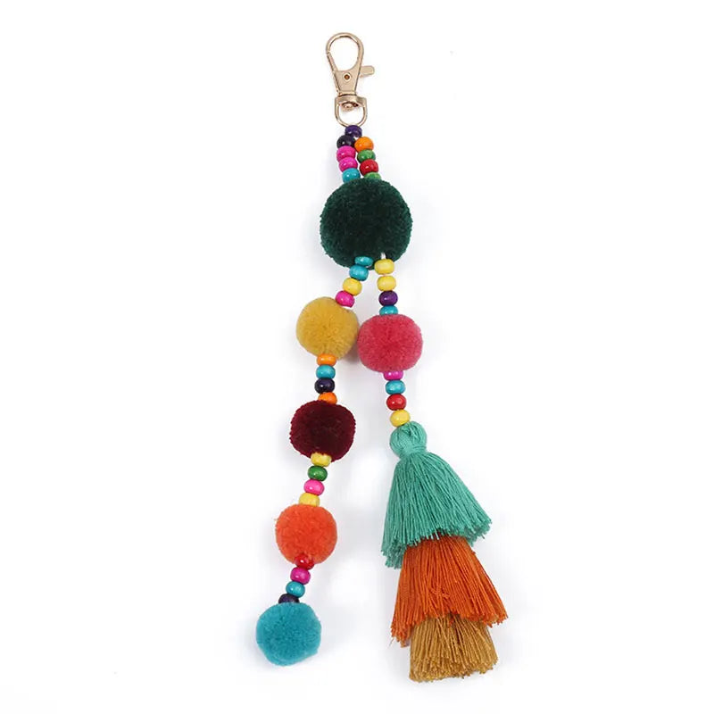 Summer Beach Shell Keychain Boho Style Hair Ball Tassel Keychain Colorful Pompom Keyring for Women Bag Hanging Pendants