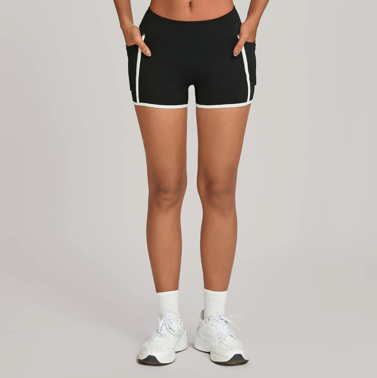 Women's High Waisted Yoga Shorts Slim Fit Hip Lifting Sports Pants Outdoor Running Fitness Gym Workout Shorts