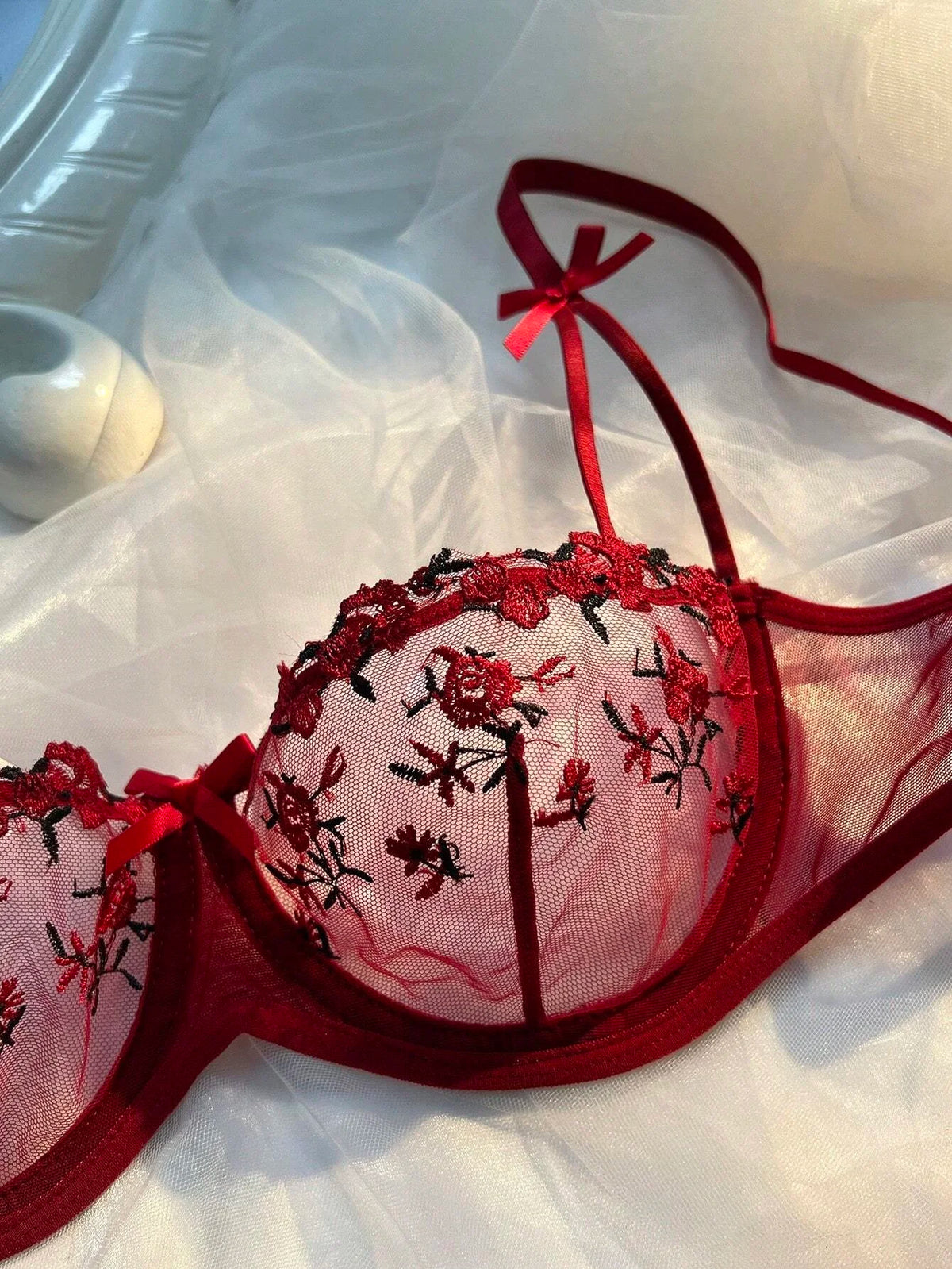 New Pink Bra Women Lingerie Set Ladies Embroidery Floral Bras Underwear Sets
