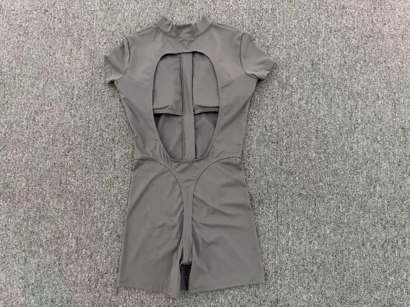 Women's Seamless Yoga Jumpsuits Fitness Sports Hip-lifting Backless Short-sleeved Training Gym Workout Shorts One-piece