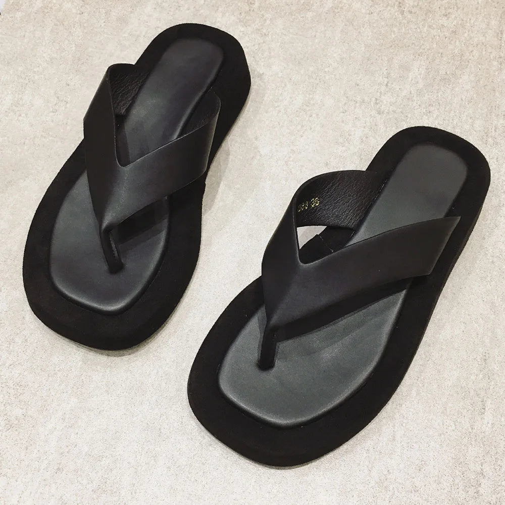 2026 New Arrivals Summer Fashion Black Flip Flops Flat Sandals Women Leisure White Slides Shoes Comfy Walking Beach Footwear