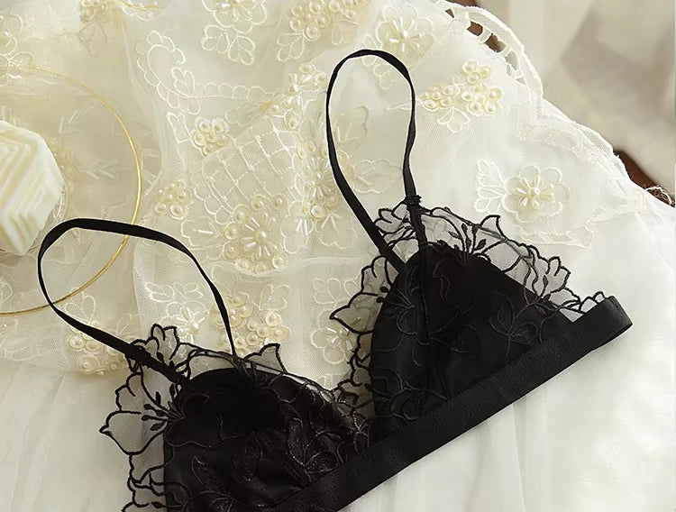 MOYISU French Style Sexy Embroidered Lace Bra Set - No Underwire Triangle Cup Small Breasts Underwear for Big Breasts Women