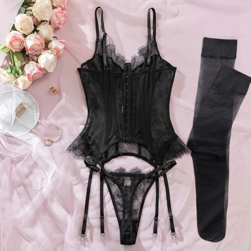 Toucheart Erotic Lingerie Set Women Romantic Tight Fishbone Bra Heavy Industry Lacemesh Hollow Splicing Garter Belt Andstockings