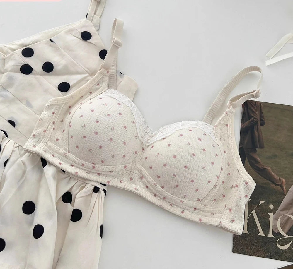 Japa Cherry Blossom Bra Wireless Thin Lace Bralette Small Chest Women Comfortable Breathable Student Underwear Push Up No Steel