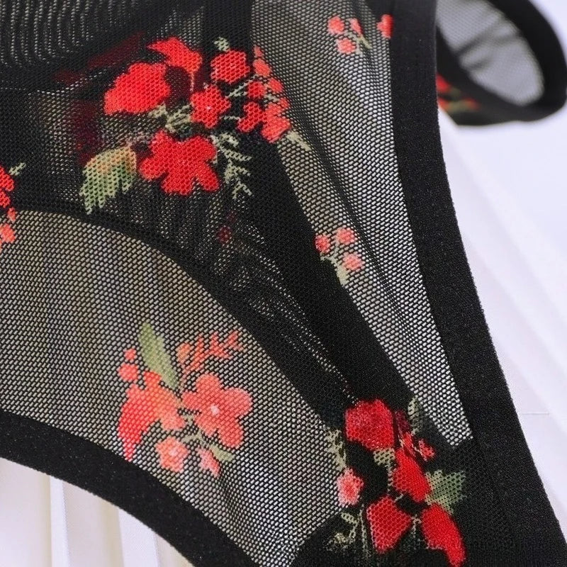 5pcs/pack Print Design Sexy Women thongs Breathable Comfortable Lady g-string Underwear Elegant Sexy Lingerie Fashion New Panty