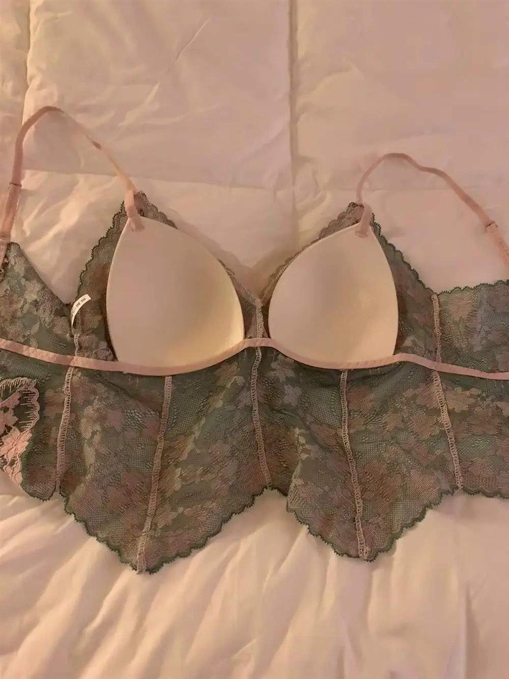 Sexy French Lace Halter Bra for Summer Wireless Crinkle Free Bralette for Small Bust Beautiful Back Lingerie Set S-XL MOYISU BC