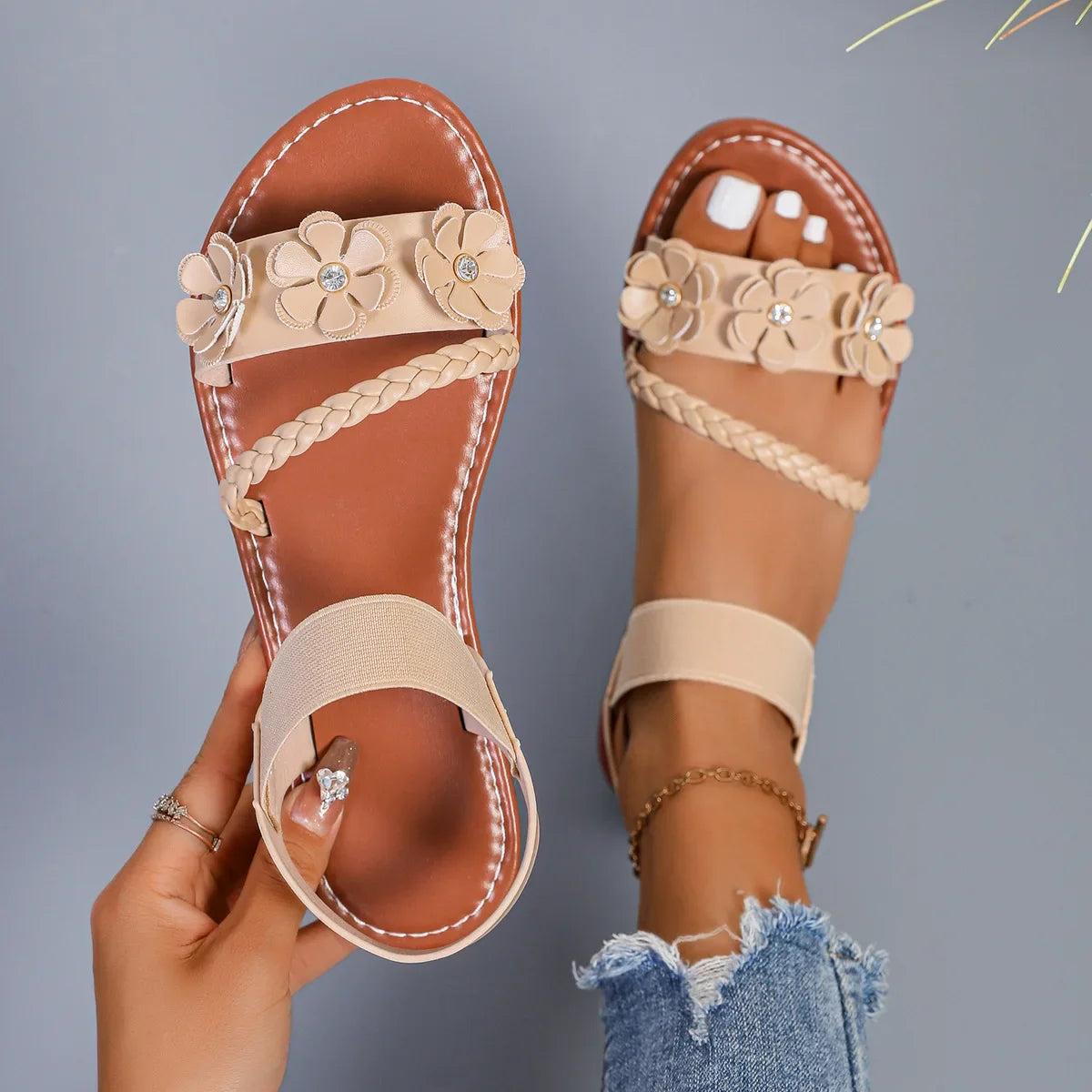 Women's SandalsNew Summer Casual Open-toed Women's Flats Fashion Floral Design Casual Comfortable Women's Sandals