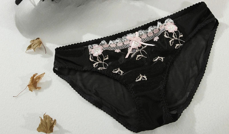 MOYISU Pure Sexy French Ultra-thin Underwire Large Size Bra Set Fat Mm Big Chest Small D Cup Bra Thin Lace Underwear Women