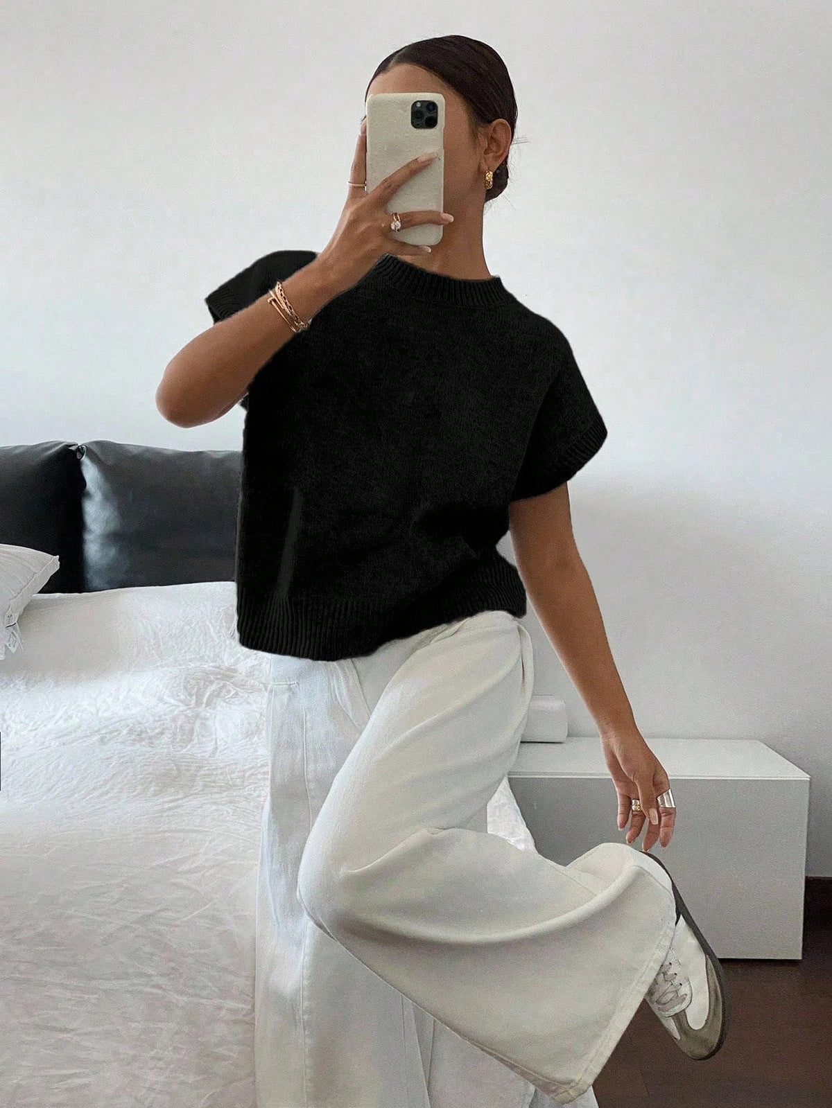 Women's Elegant Short Sleeve Knit Sweater Casual O-Neck Straight Dropped Shoulders Comfort Sweater Vest Spring/Fall