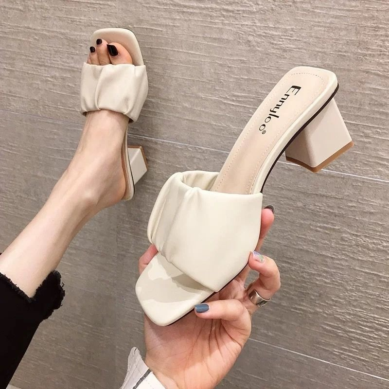 Fashion Strange Style Women Slippers Square Open Toe Slippers Slip on Slides Summers Beach Shoes Woman Heels Zapatillas Mujer