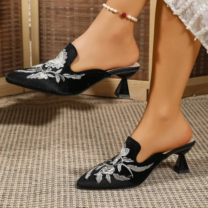 Fashion Velvet Embroidery Flower Mules Woman Elegant Shoes Pointed Closed Toe Slippers Slip on Slides Female High Heels Sandals
