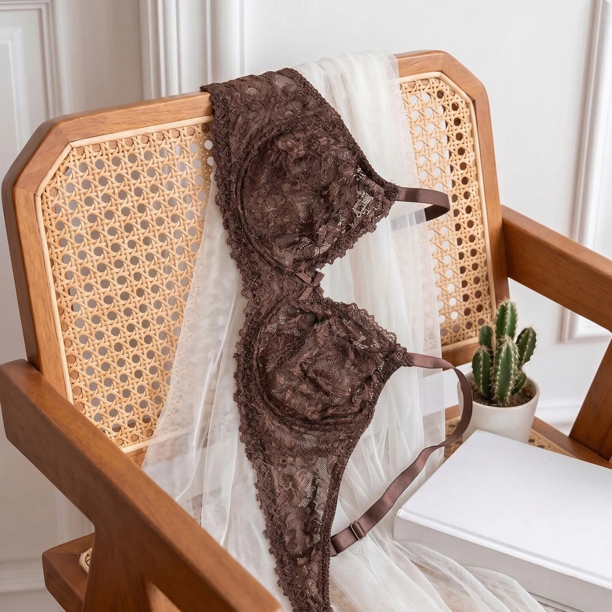 Plus Size Floral Lace Minimizer Bra Women Thin Sheer Breathable Underwire Brassiere Large Cup 85C-110D