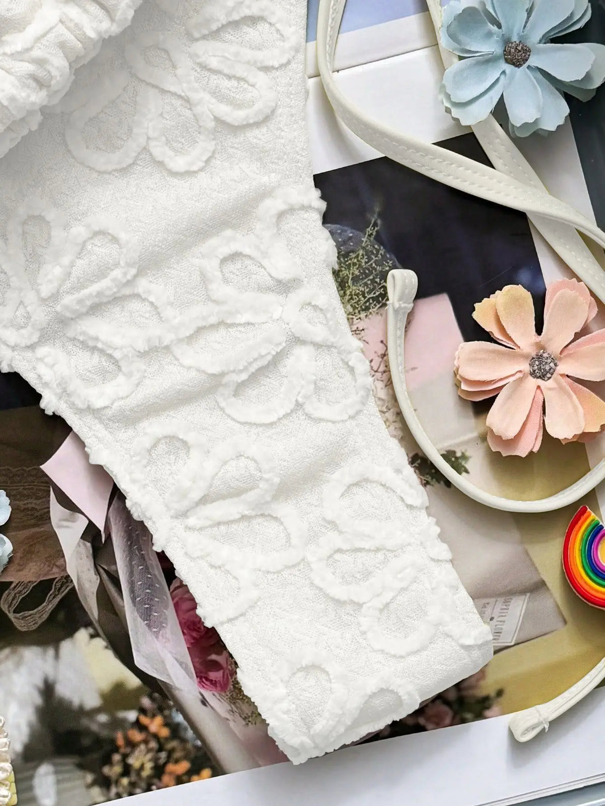 Sexy White Lace Bikini Set 2026 Women Metal Flower Ruffle Strap Push Up Bra Thong Swimsuit Summer Bathing Suit Holiday Swimwear