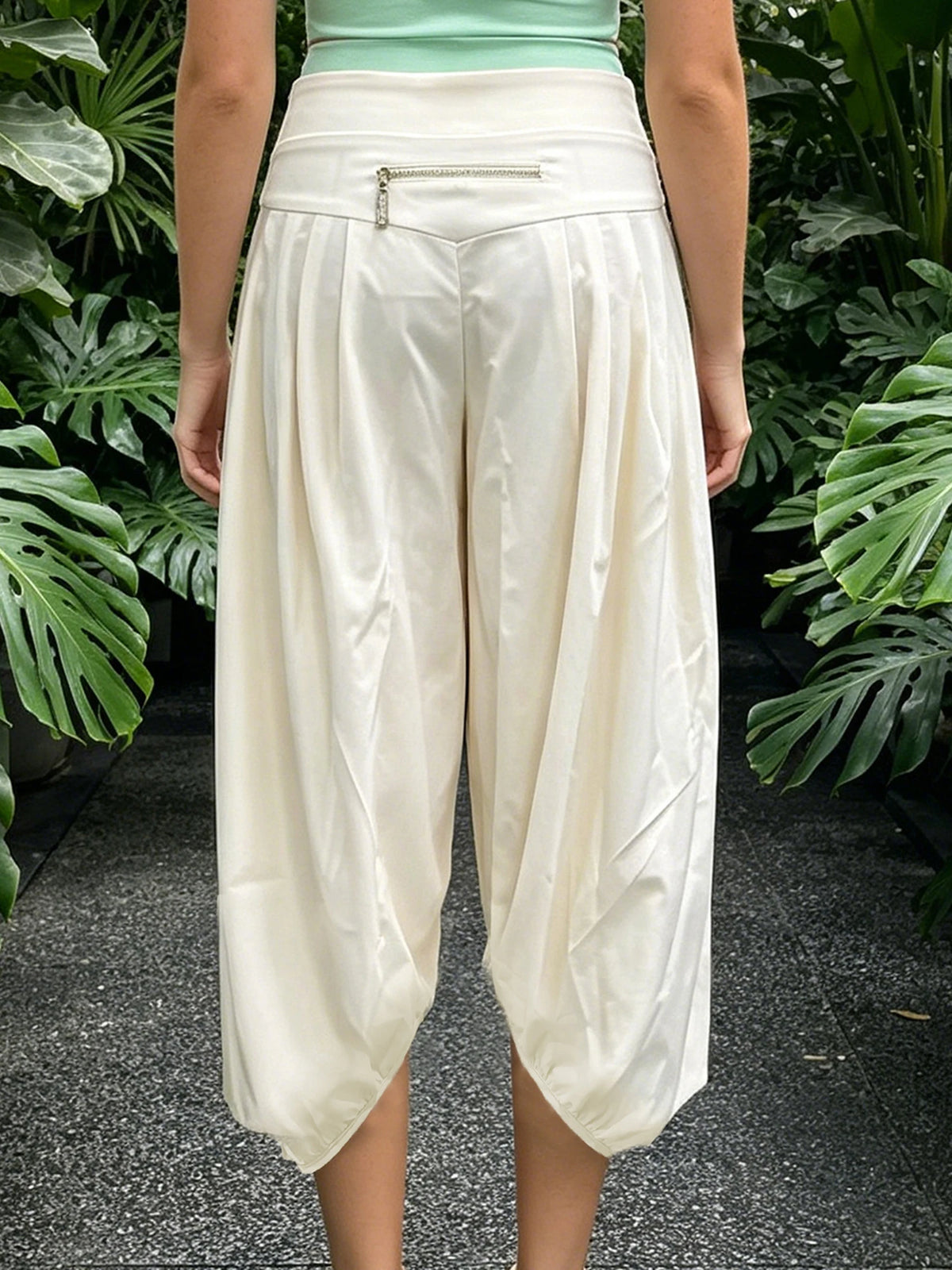 Summer Women Cargo Capri Pants Elastic Waist Cuffs Cropped Trousers with Side Pockets Fashion Casual Loose Fit Pants Streetwear