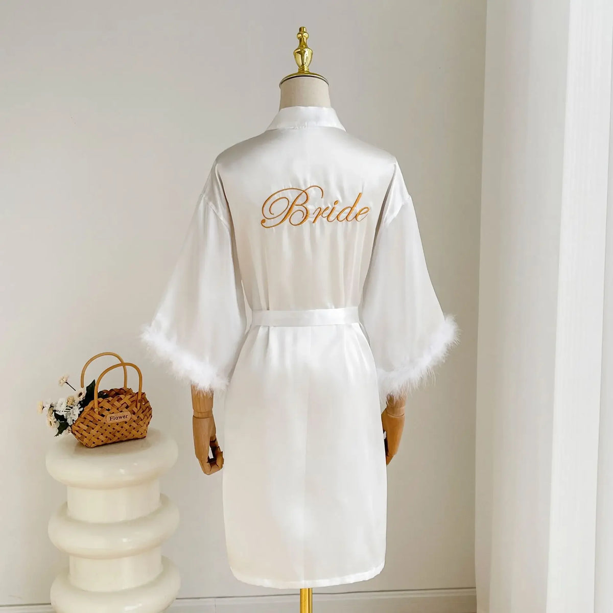 Fashion Satin Robe Female Bathrobe Sexy Lingerie Silk Kimono Bride Dressing Gown Women Sleepwear Furry 3/4 Sleeve Gown Bathrobe