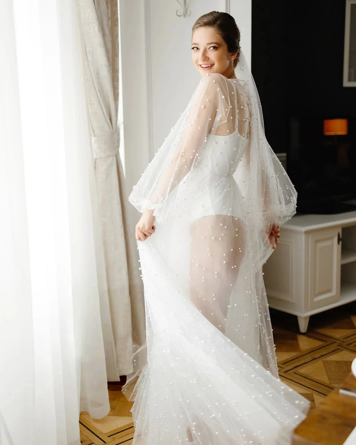 Pearl Robe For Women Long Sleeve Wedding Morning Robe Party Shawl Floor-Length Bridal Cape Sexy pearl robe Lantern Sleeve