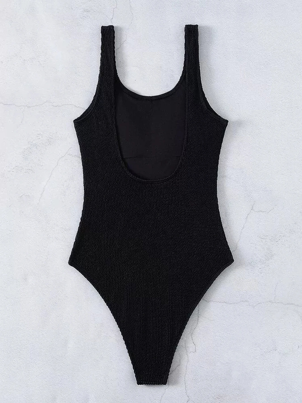Ladies Solid Stripe One-Piece Swimsuit Comfortable Strap Offers Best Support Fashionable Design for Summer Beach And Pool Days