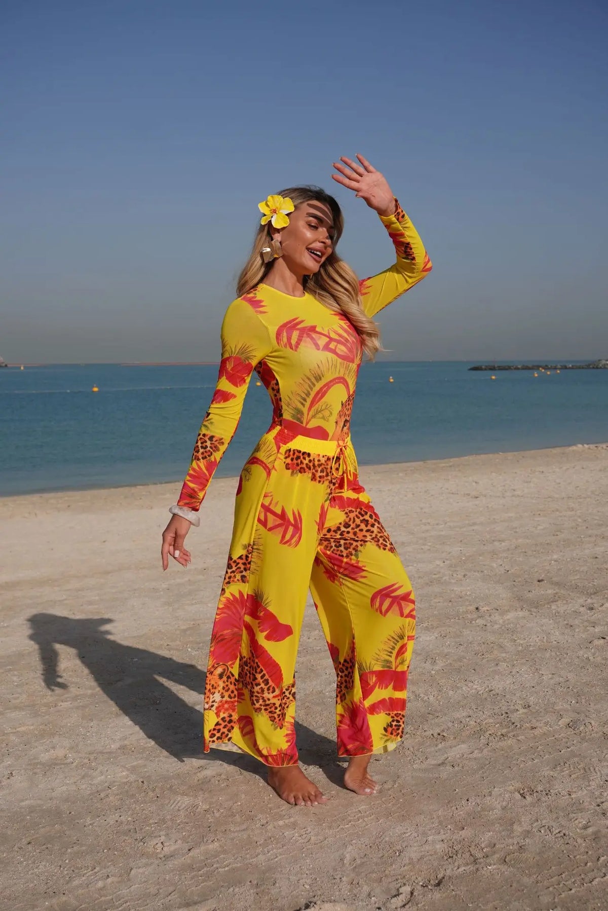 2026 New Long Sleeve Sheer Sun Protection One-Piece Set Swimsuit Women Sexy Rash Guard Swimwear Bodysuit Beachwear With Cover up