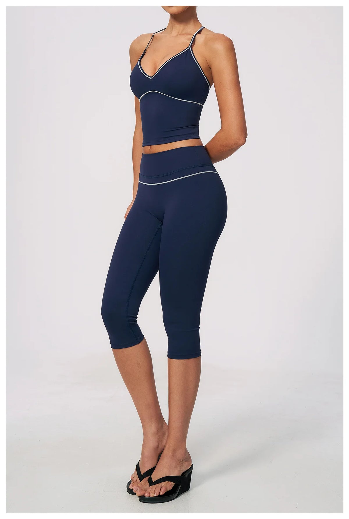 Summer Color Blocking Yoga Suit Women Tracksuit Hanging Neck V Neck Slim Sports Vest Tight Hip Lifting Capri Pants Fitness Sets