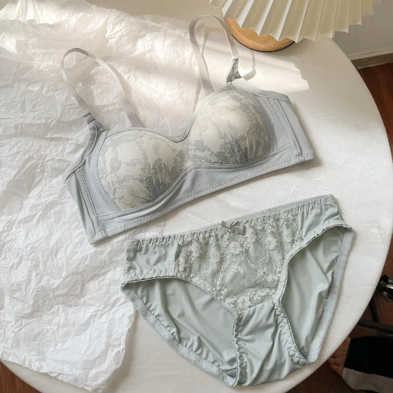 Summer Strapless Lace Bralette Beachwear Teen Girl Light Support Breathable Wirefree Foldable Comfort AU Student Bra Set MOYISU