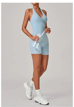 Women's Seamless Yoga Fitness Sets Sports Halter Neck Backless Vest Hip-lifting Slim Fit Shorts Suits Running Workout Gym Sets
