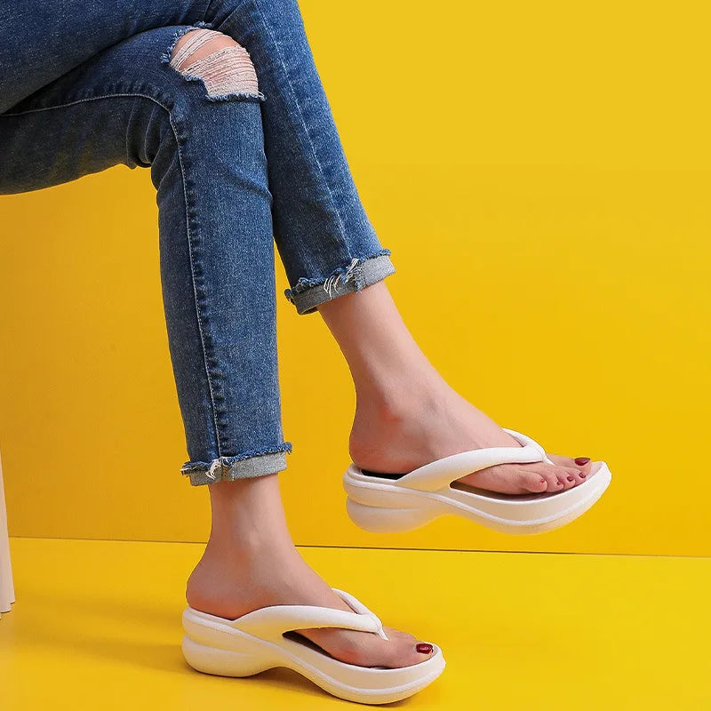 Thick Sole Wedges Flip Flops For Women 2025 Summer ClipPlatform Sandals Woman Non-slip Beach Slippers Girls Outdoor Slides