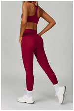 New Sportswear Seamless Yoga Set Gym Clothes Sportswear Long sleeved jacket Women Fitness Set Tracksuits Sports Bra Gym Leggings