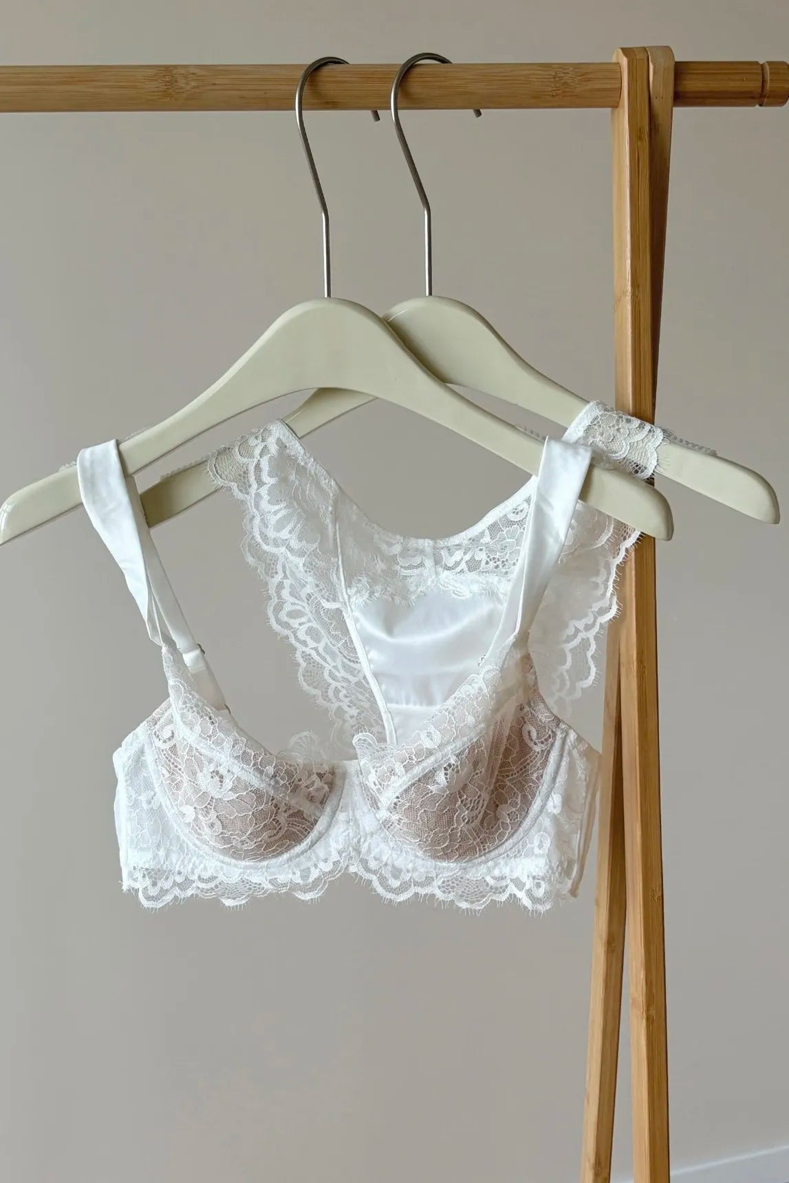 French Lace Minimizer Bra Set Large Bust | U-Plunge Push Up Anti-Sagging Sexy Underwear | Summer NewHot Sale MOYISU Panty Set