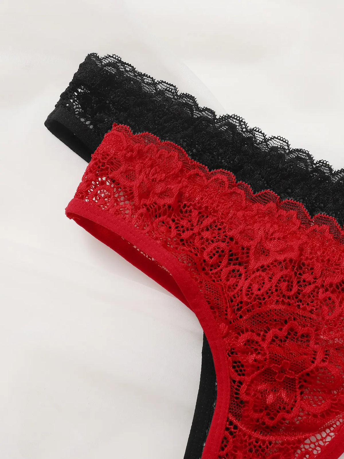 Sexy And Charming Women's Underwear Ultra-Thin Full Lace Thong 3 Pcs black blue And Red Can Be Paired With ALingerie 363-3