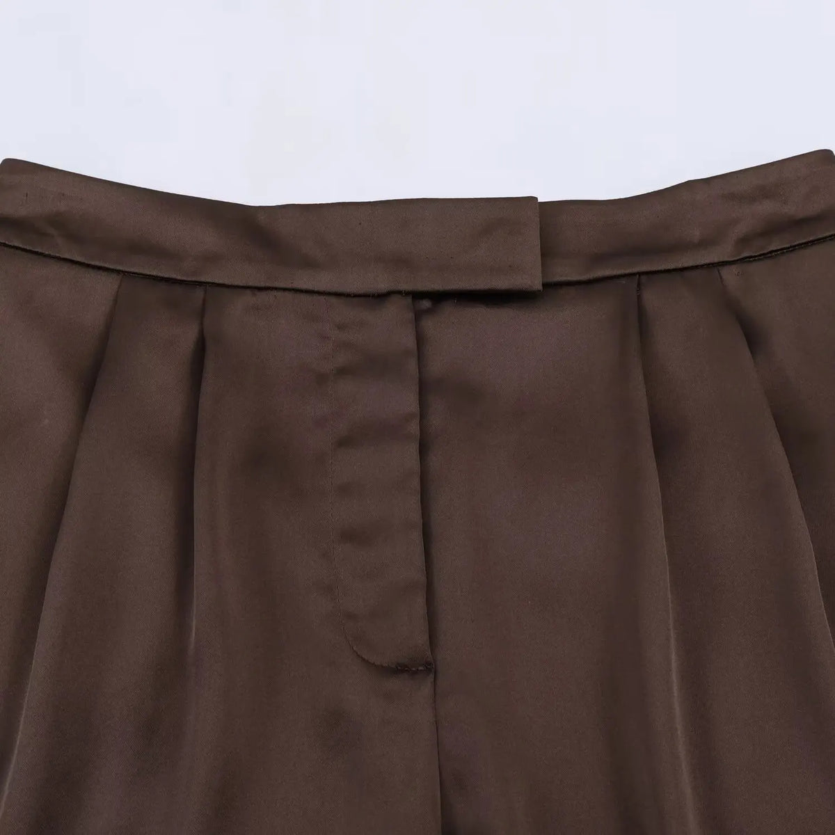 Women's Fashion Satin Texture Casual Style Shorts Elegant Brown Satin Pleated Shorts For Women High-Waisted Black Lace Trim PPDS