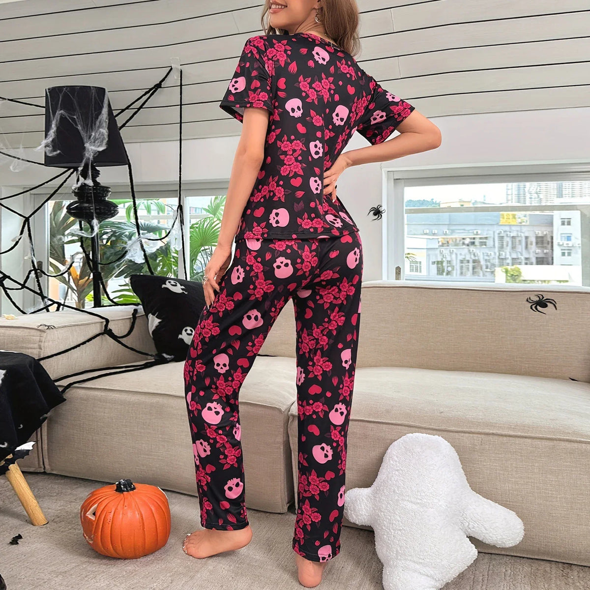 Women’s Halloween Pajama Set 2 Pieces Long Sleeve Skull Floral Print T-shirt Tops and Pants Set Sleepwear Loungewear