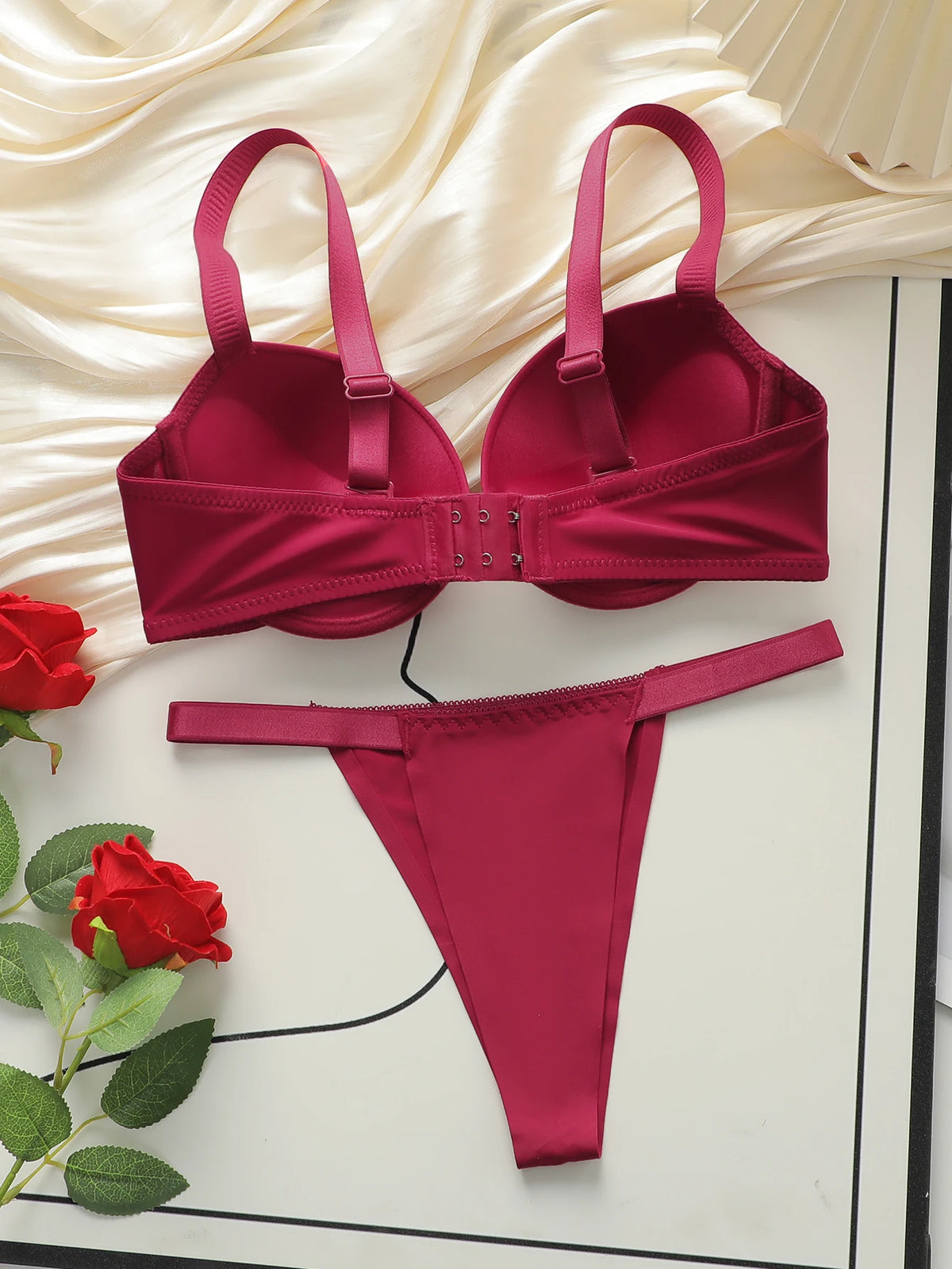 Hot selling Sexy Set Red Set 2-piece solid color bra thong Set women's underwear Set B2051