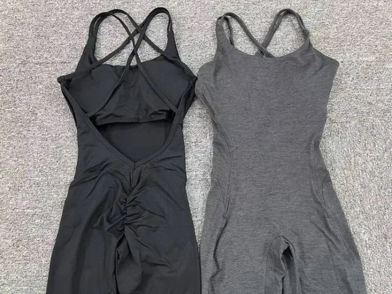 Seamless High-Waisted Peach Hip Yoga Jumpsuit for Women - Fast Drying Sweat-Wicking Tight Running Sports Jogging Gym Activewear