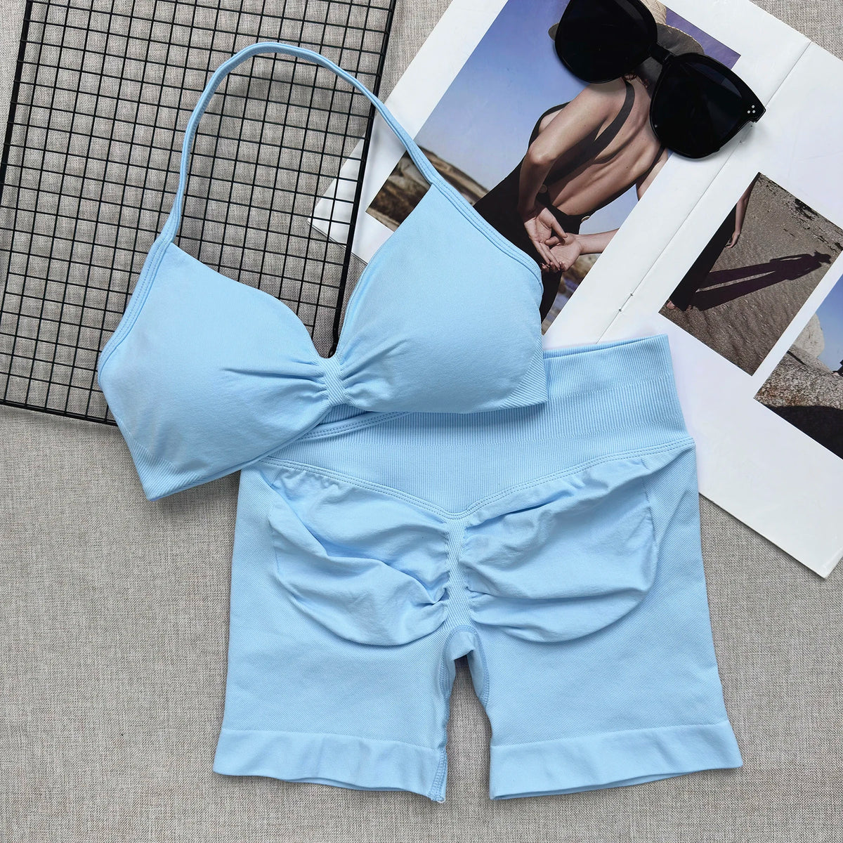 Seamless Sexy Open Back Gym Yoga Crop Top Women Halter Sports Bra Push Up Strappy Padded Workout Tank Tops