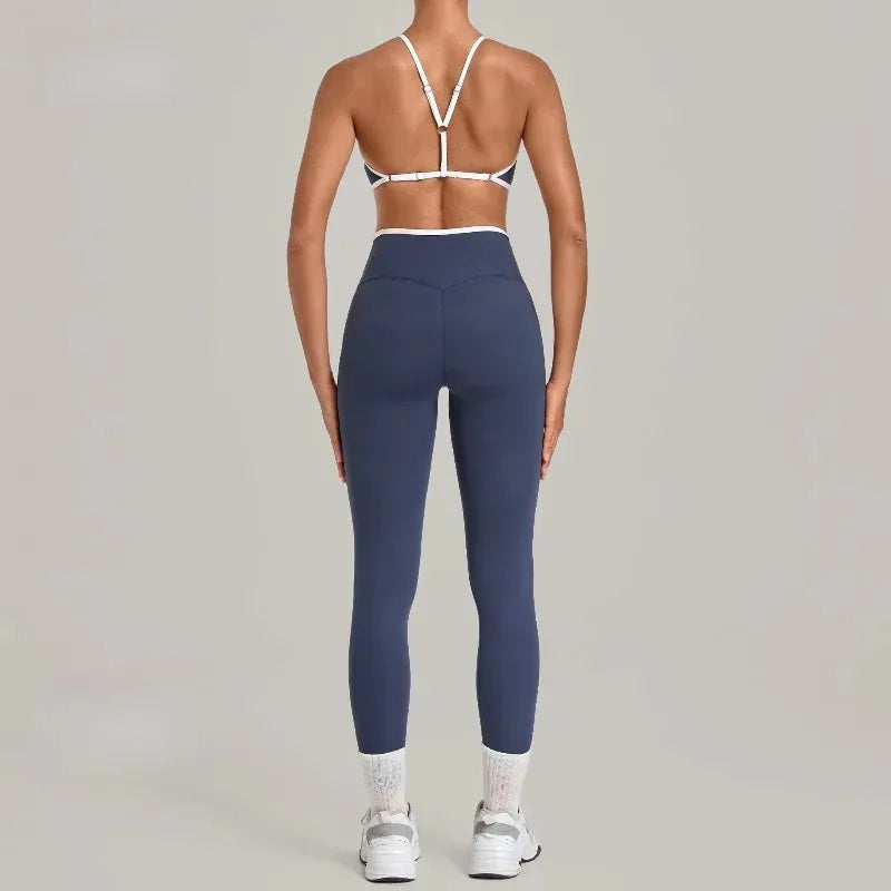 Women's Seamless Yoga Sets Sports Fitness Gym Sleeveless Vest Hip-lifting Slim Fit Pants Suits Running Training Workout Sets