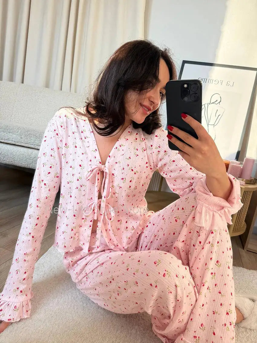 Women European Autumn Winter Knit Pajama Set Hollow Print Tie Top Ruffle Long Pants Two Piece Ladies Homewear Sleepwear