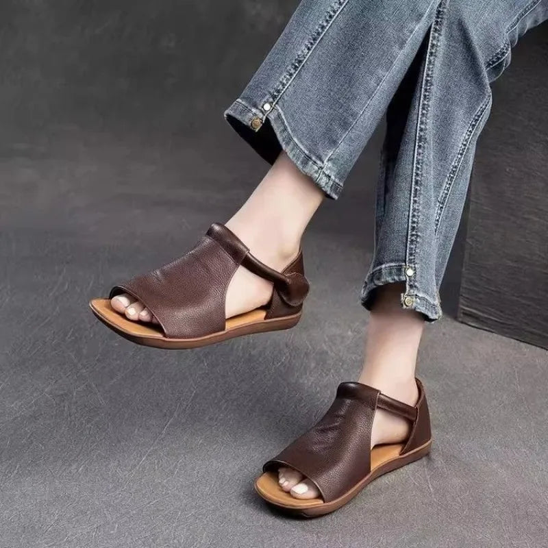 2026 Women's Summer Solid Color Retro Outdoor Casual Comfortable Flat SandalsBeach Sandal