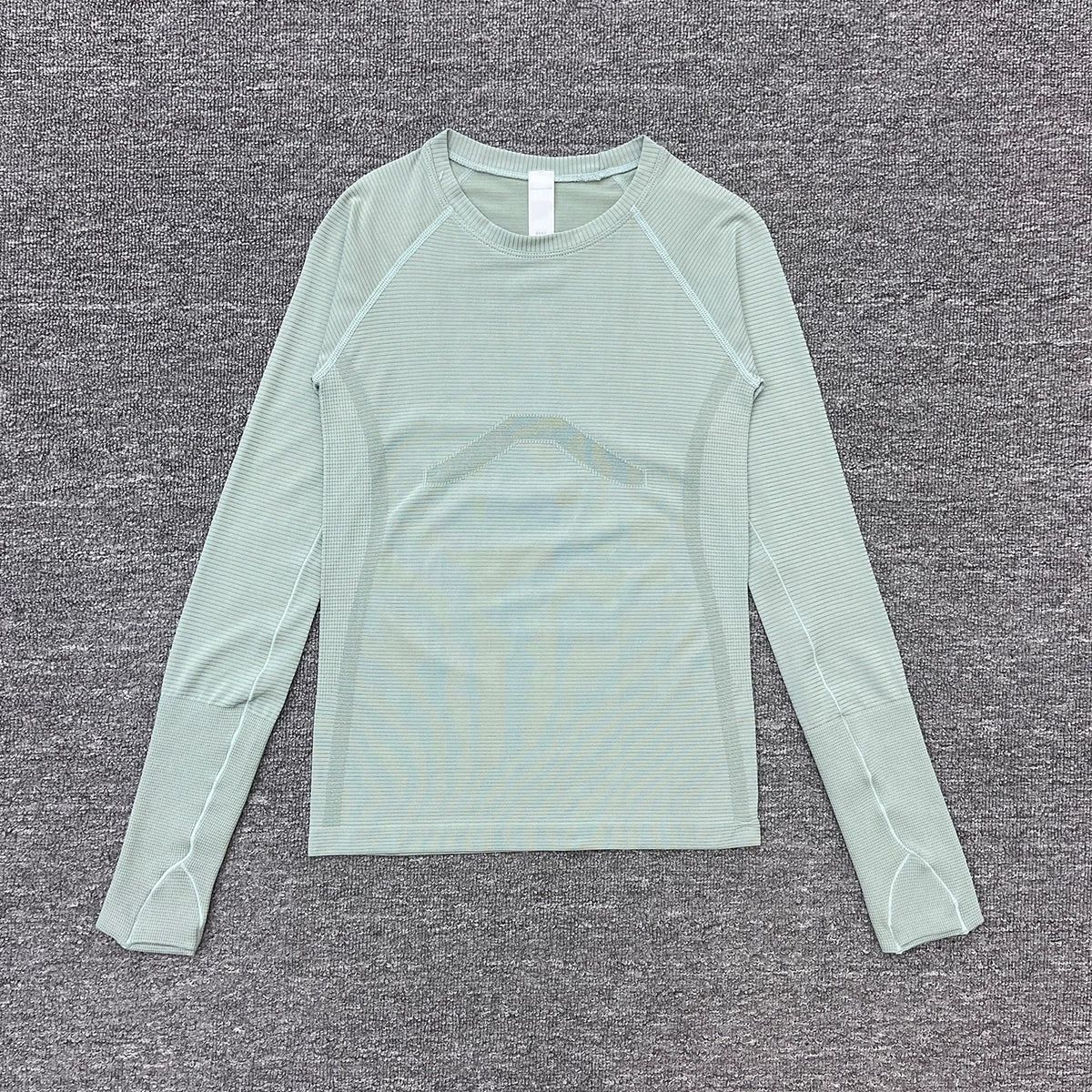Women's Slim Fit Long Sleeve Yoga Sports Top Breathable Stretch Seamless Pilates Training T-Shirt Fitness Running Shirt T-shirt