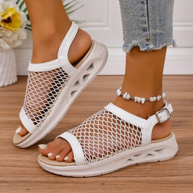 Summer New Mesh Buckle Fish Mouth Casual Lightweight Versatile Comfortable Beach Sandals Women