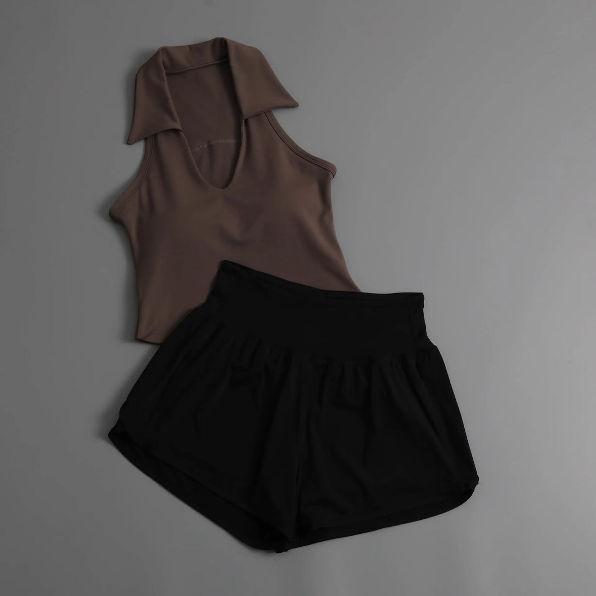 Summer Women's Sports Sets Color Contrast Lapel Collar Sports T Shirts High Waist Pleate Shorts Gym Running Fitness Yoga Suit