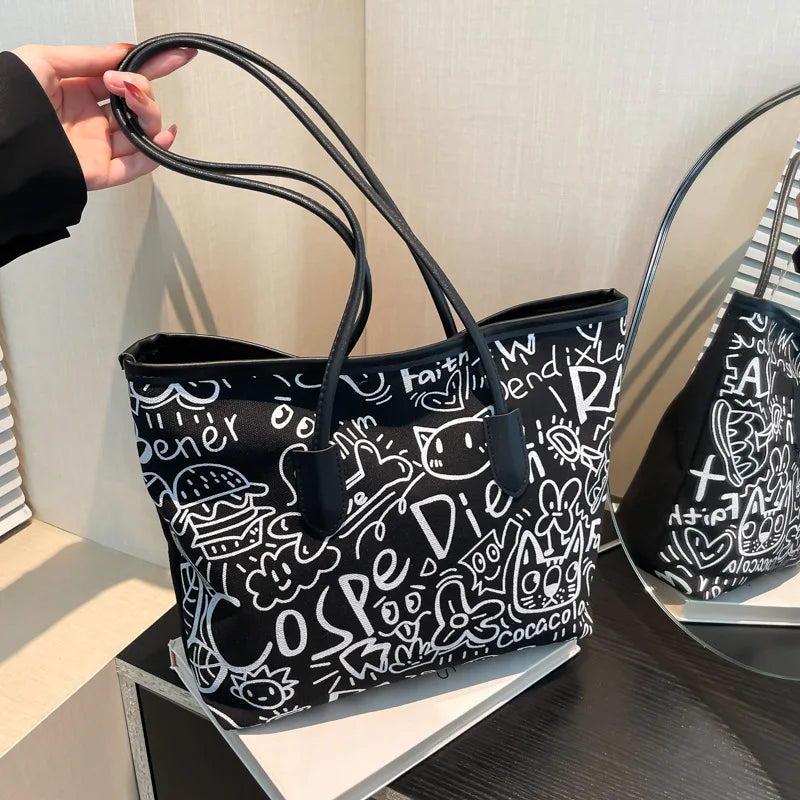 Large Capacity Printed Tote Bag, Fashion and Versatile Casual Single Shoulder Handbag with Pendant, College Style Women's Bags
