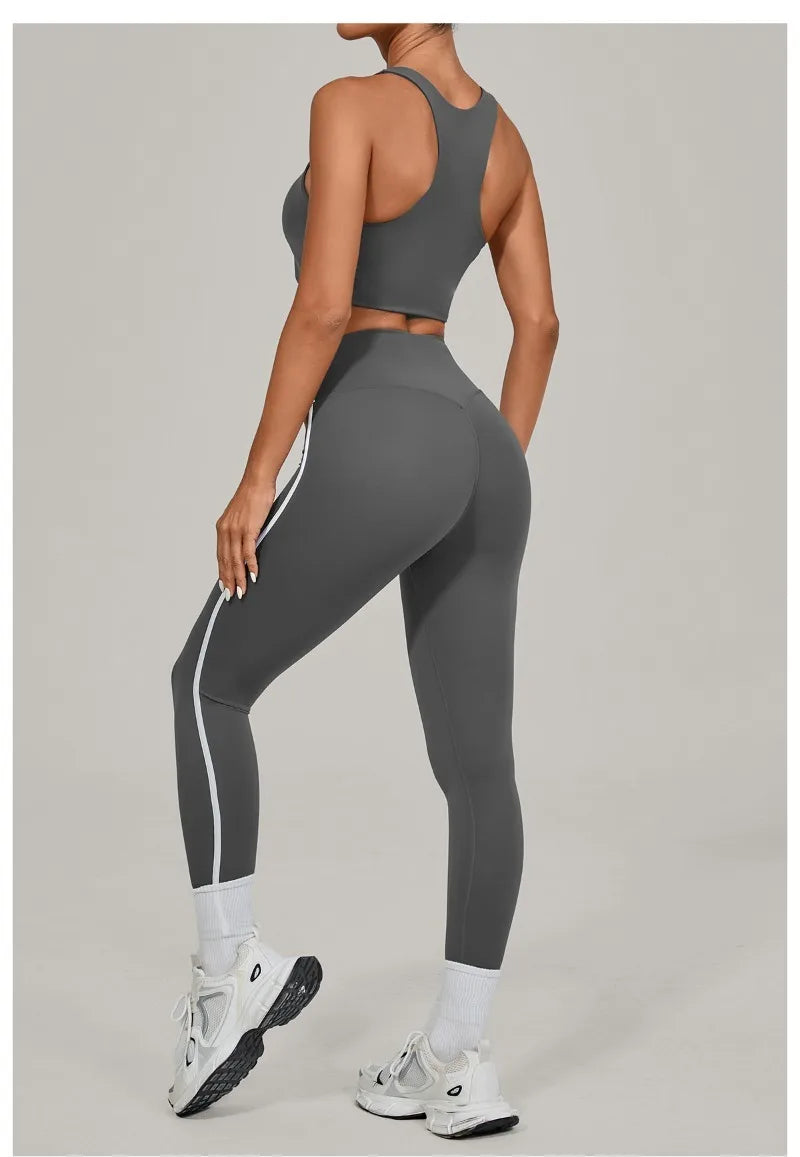 Women's Seamless Yoga Sets Sports Fitness Beauty Back Vest Hip-lifting Pants Slim-fit Suits Running Workout Gym Training Sets