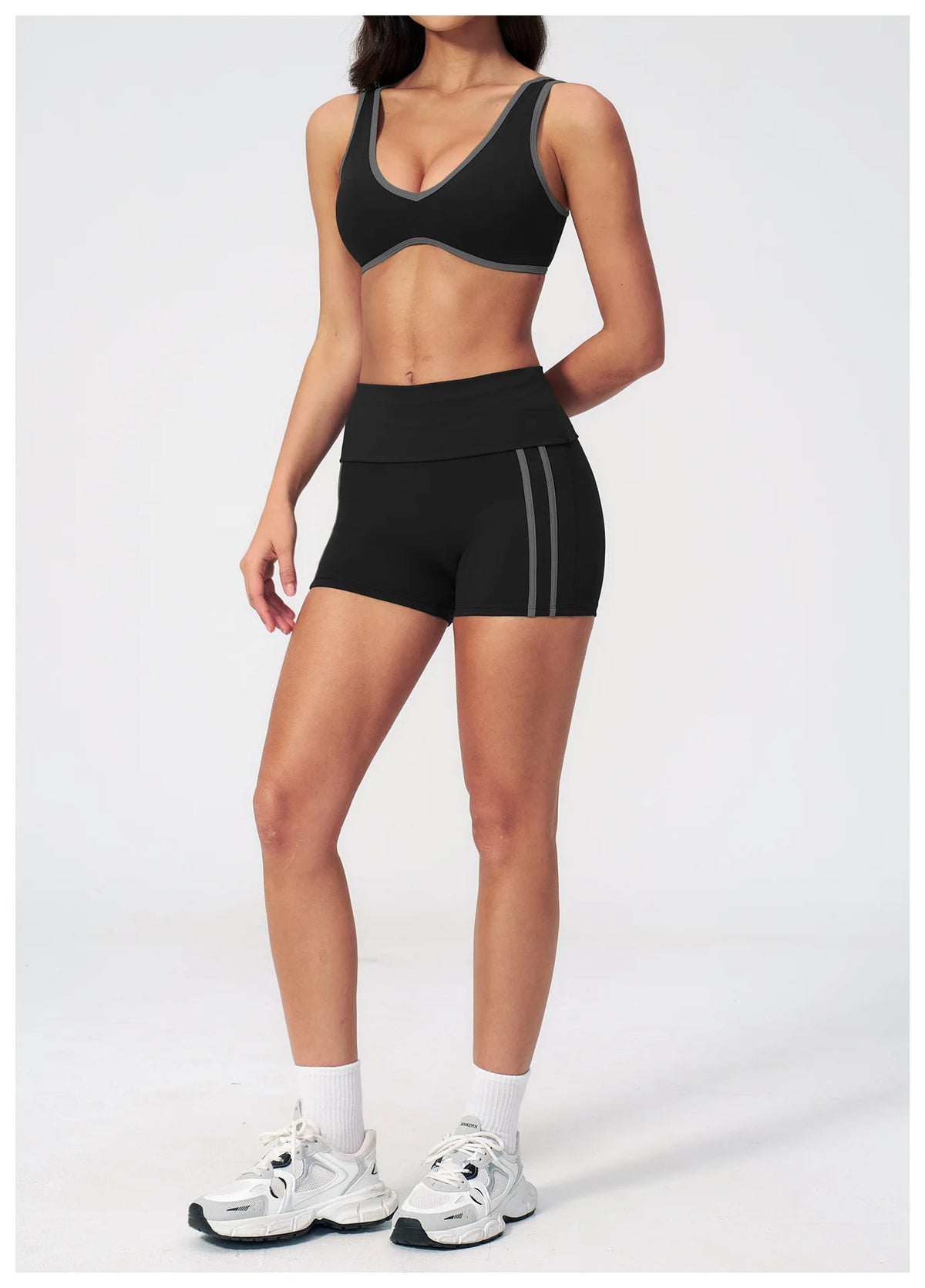Tight Color Contrast Yoga Suit 2 Pieces Women V Neck Sports Bra Pleate High Waist Shorts Gym Running Fitness Suits Tracksuit
